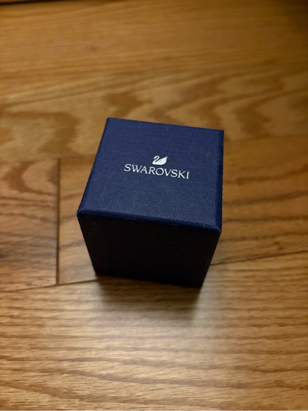Free with purchase - Empty Swarovski Ring Box